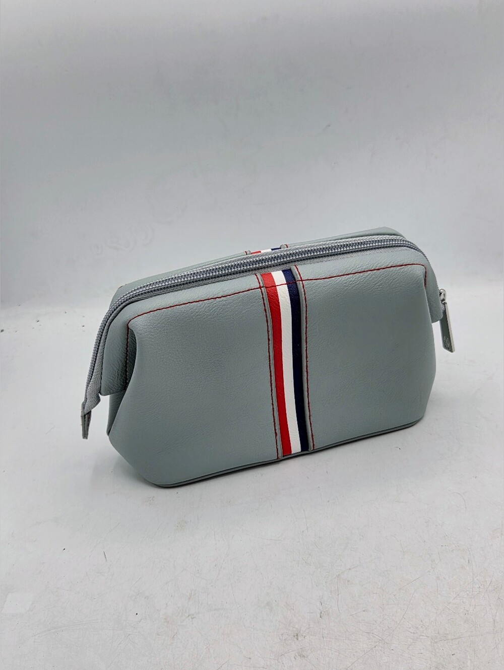 Formia Ltd American Airlines 100th Anniversary Amenity Kit Bag Grey Red Blue - Picture 4 of 15